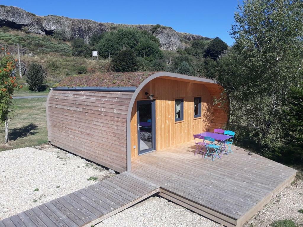 Saint-Urcize Domaine De L'Ours / Camping Lodge מראה חיצוני תמונה